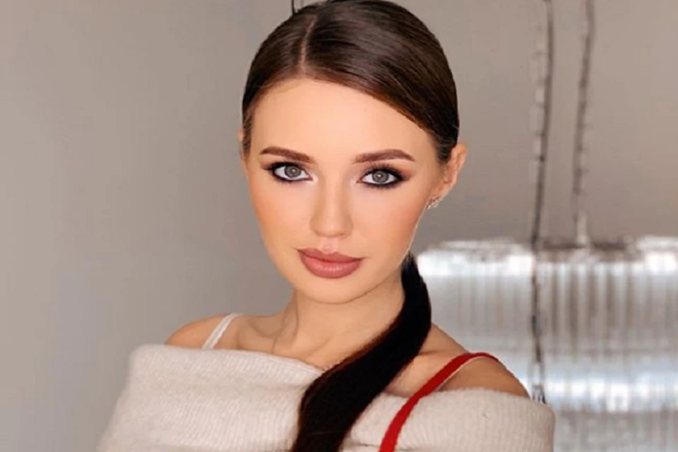 Поклонники модели попытались объяснить сходство Анастасии Костенко с Анджелиной Джоли. Фото: Instagaram Анастасии Костенко