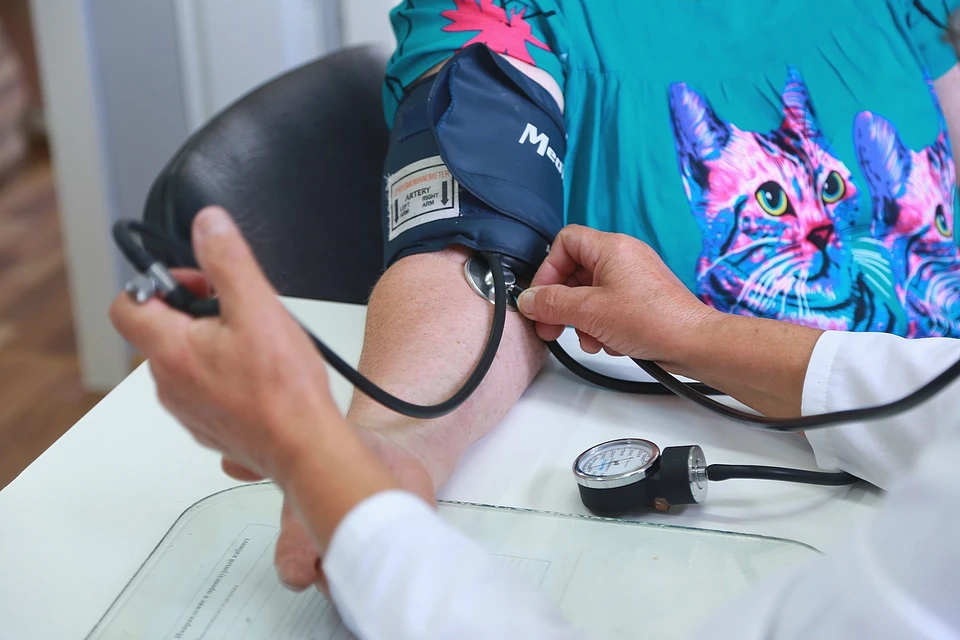 Пациенты могут пройти необходимое медицинское обследование в мобильном ФАПе