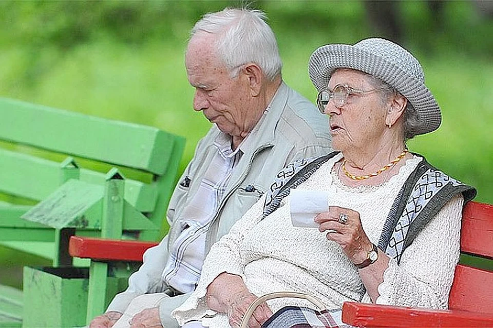 В Латвии и Эстонии намного больше людей, чем в Литве, копят на пенсию дополнительно.