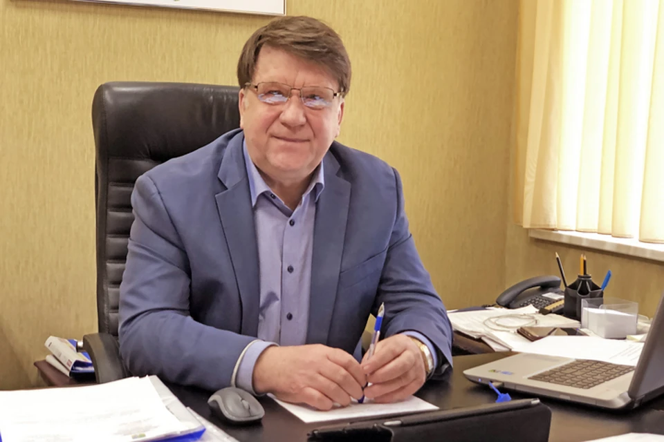 Владимир Норкин поделился опытом Гатчины по переходу на закрытую систему горячего водоснабжения. Фото: Администрация Гатчинского района.