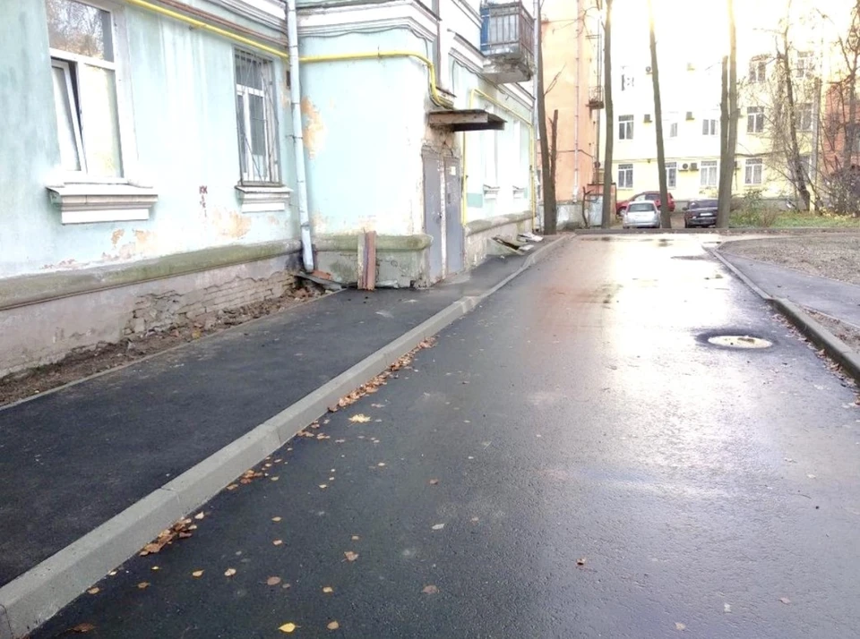В одном из отремонтированных дворов. Фото: администрация Твери.