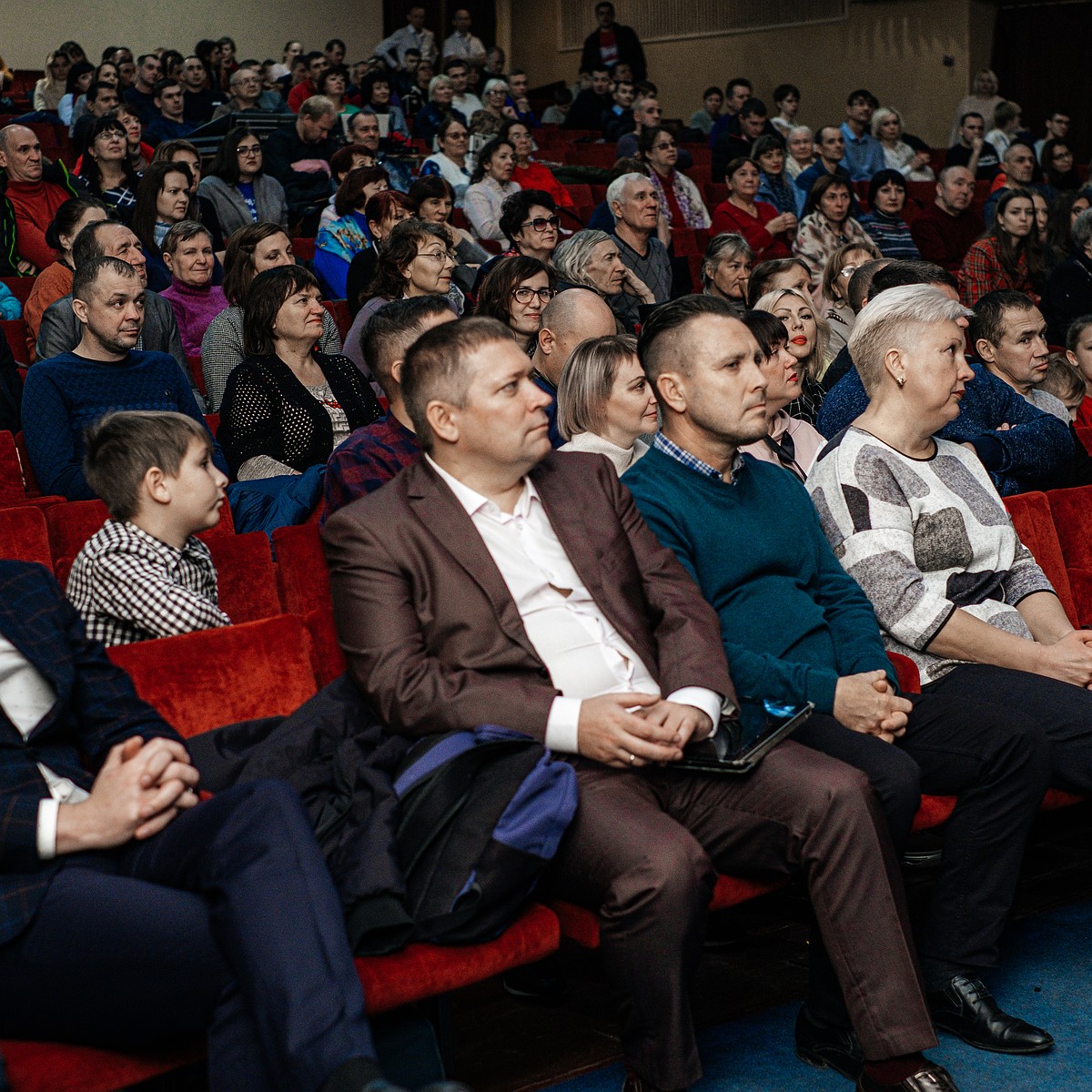 Христиане из протестантских церквей Барнаула отметили День народного  единства - KP.RU