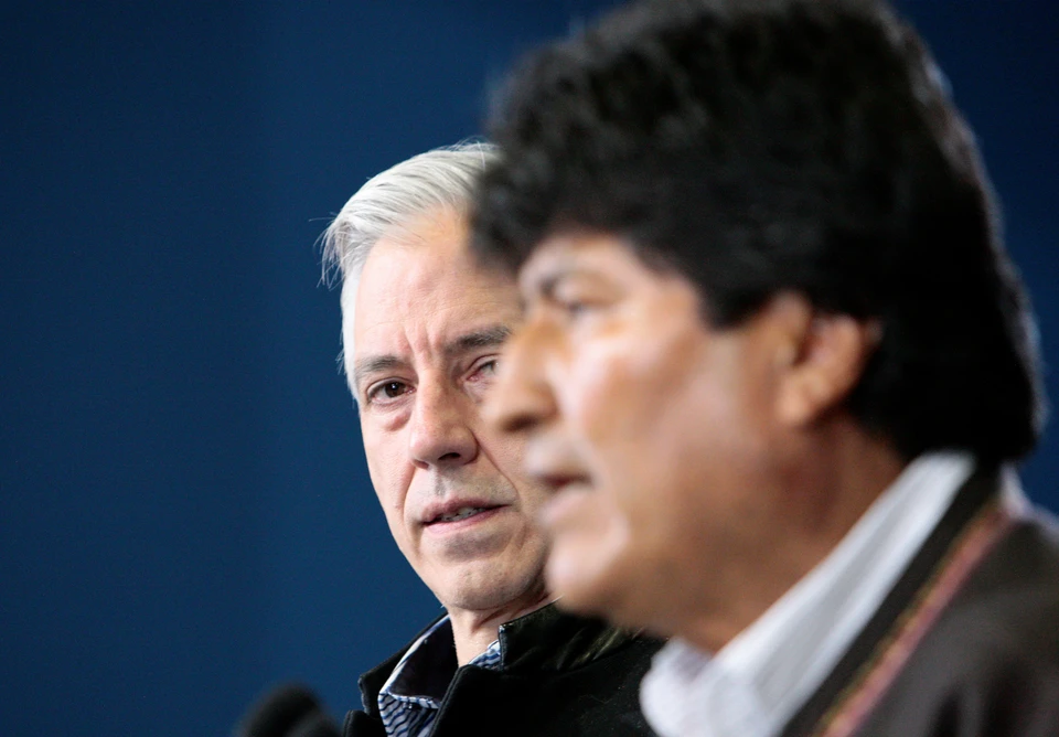 Уход с поста боливийского лидера спровоцировал настоящий "вакуум власти" в стране