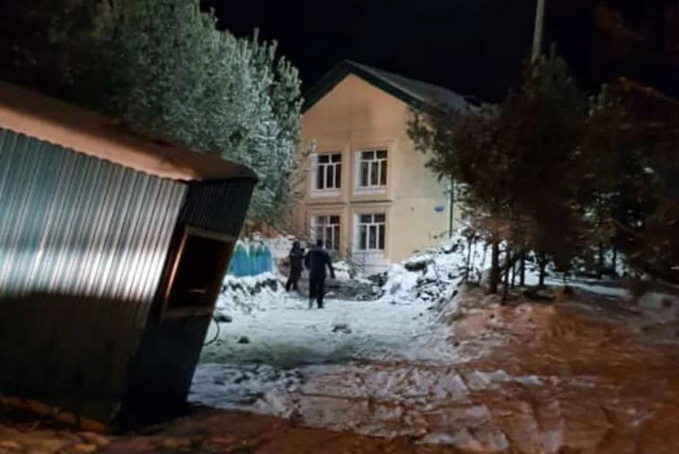 Трое рабочих погибли при обвале грунта в Тулуне. Фото: Елена КУТЕРГИНА.