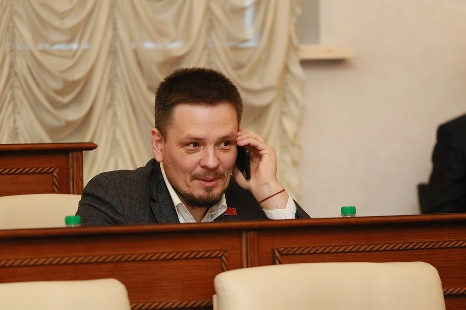 Андрей Волков