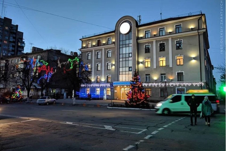Новогодний Луганск. Фото: https://www.instagram.com/i_love_lugansk