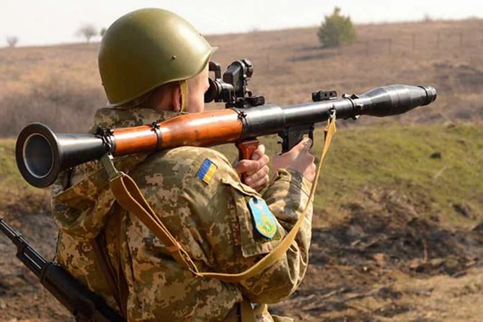 Украинские боевики открывали огонь по Донецку, Горловке и Коминтерново. Фото: ТК «Звезда»