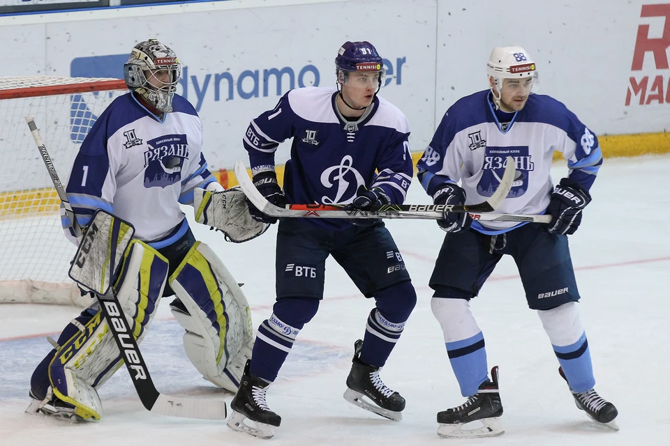 Третий матч домашней серии не принес победу "Динамо" Тверь Фото: vhl.dynamo.ru