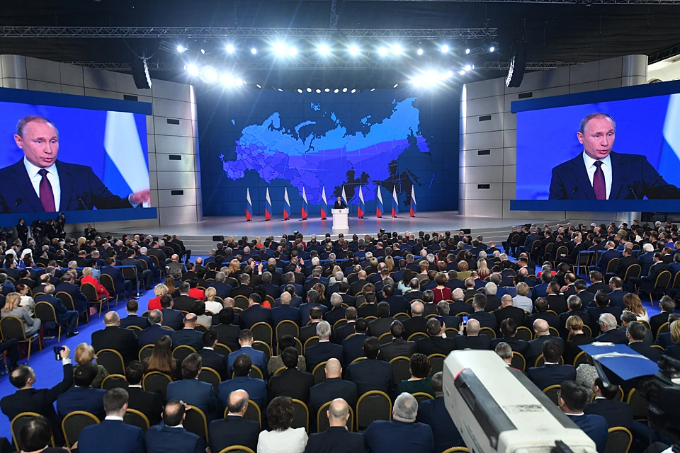 Путин отметил, что перемены в макроэкономике прямо связаны с жизнью каждого