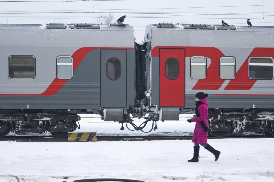 Ростов екатеринбург поезд. Поезд Пермь Владимир. Штурм РЖД поезда. Поезд Челябинск Екатеринбург. Пермь Челябинск поезд.