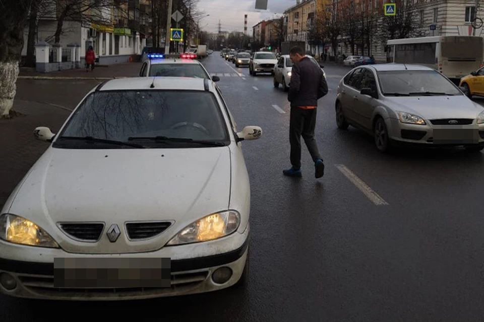 На переходе водитель на иномарке сбил женщину Фото: УГИБДД России по Тверской области