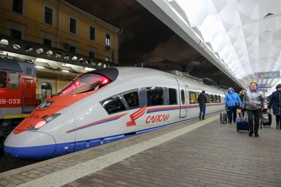 С 13 по 28 апреля 2020 года между Петербургом и Москвой изменится расписание движения "Сапсанов" и "Невских экспрессов".