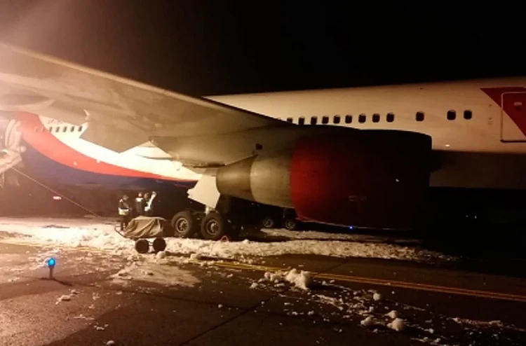 Эксперты выяснили причину аварийной посадки Boeing в аэропорту Барнаула
