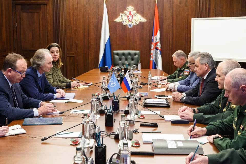На двусторонней встрече в Москве российский министр предложил обсудить Педерсену ряд проблемных вопросов