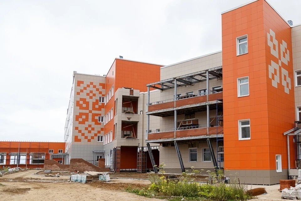 Школу в Орбите строят с 2016 года