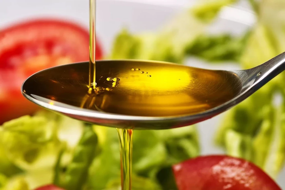 Оливковое или подсолнечное? Какое масло полезнее для здоровья