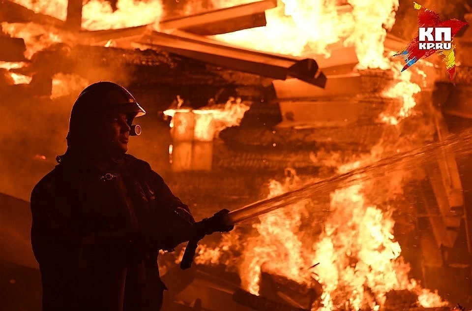 В Москве произошел пожар в четырехэтажном жилом доме