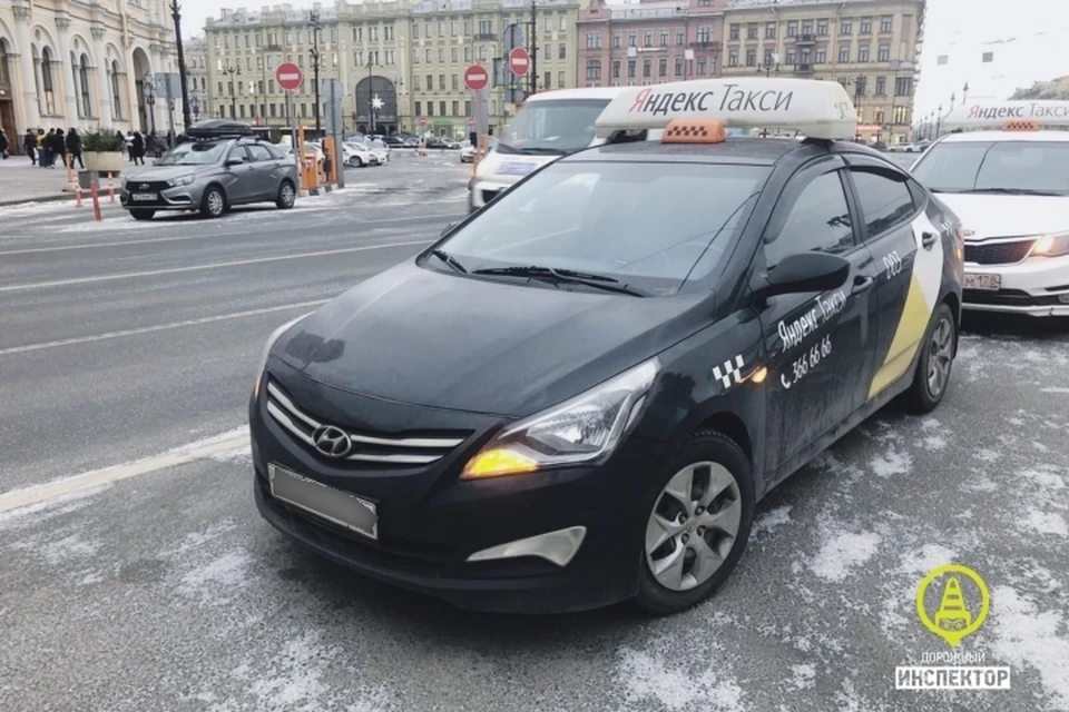 В Петербурге начали ловить нелегальных таксистов. Фото: vk.com/dorinspb