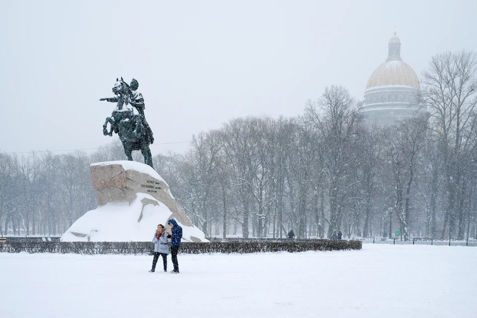 В Петербурге наконец-то выпало много снега