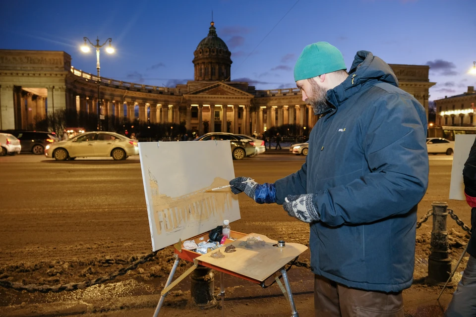 200 художников нарисовали портрет Невского проспекта