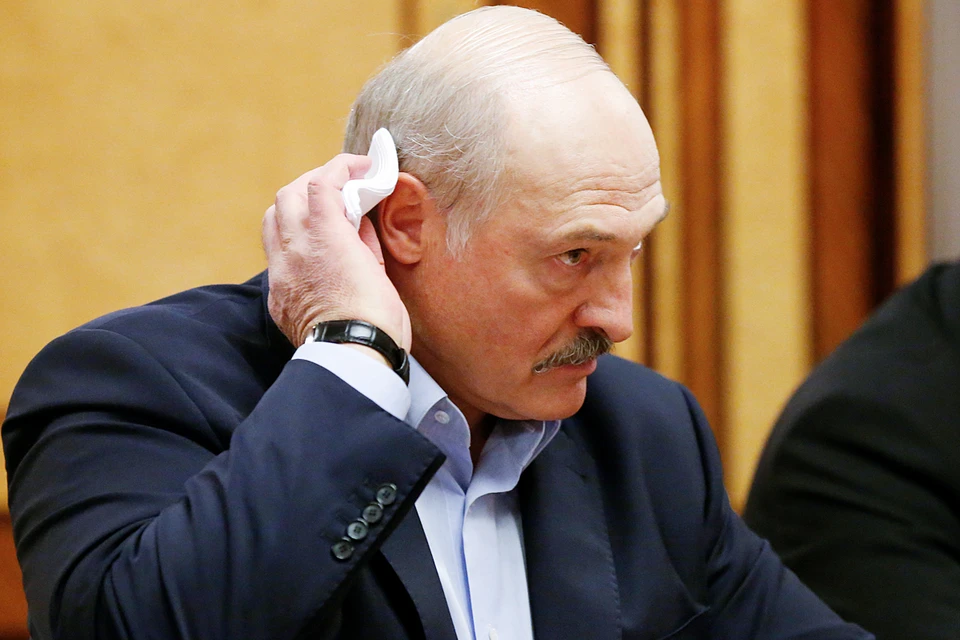 Теперь перед Лукашенко стоит трудный выбор