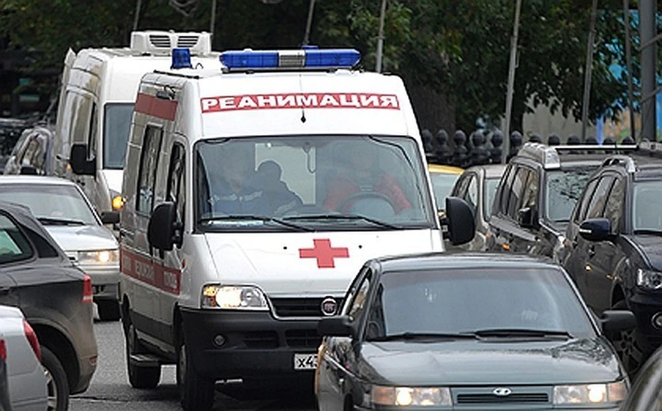 В итоге маленькую девочку пришлось госпитализировать в больницу с травмами.