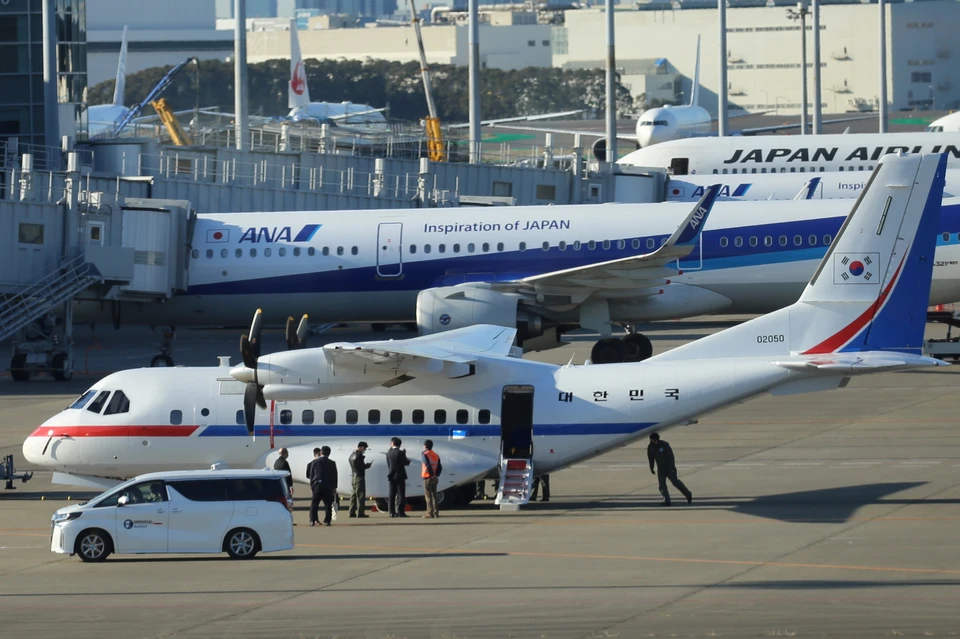 Самолет президента Южной Кореи в аэропорту Токио