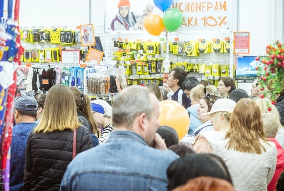 За подарками можно приходить и в воскресенье 23 февраля