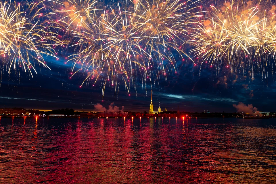 Салют сегодня в санкт петербурге фото