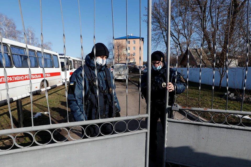 Медики следят за состоянием здоровья эвакуированных украинцев