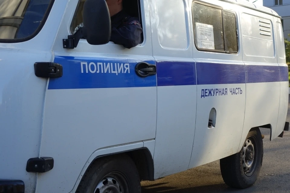 Пропавшую в Кузбассе школьницу полицейские нашли на балконе