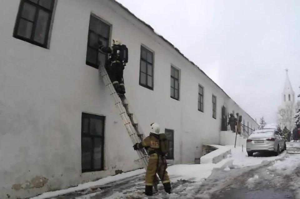 Фото с места возгорания. Предоставлено изданием "Казанский репортер"