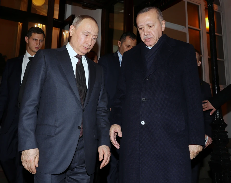 Эрдоган пригласил Путина в Турцию по случаю 100-летия дипотношений