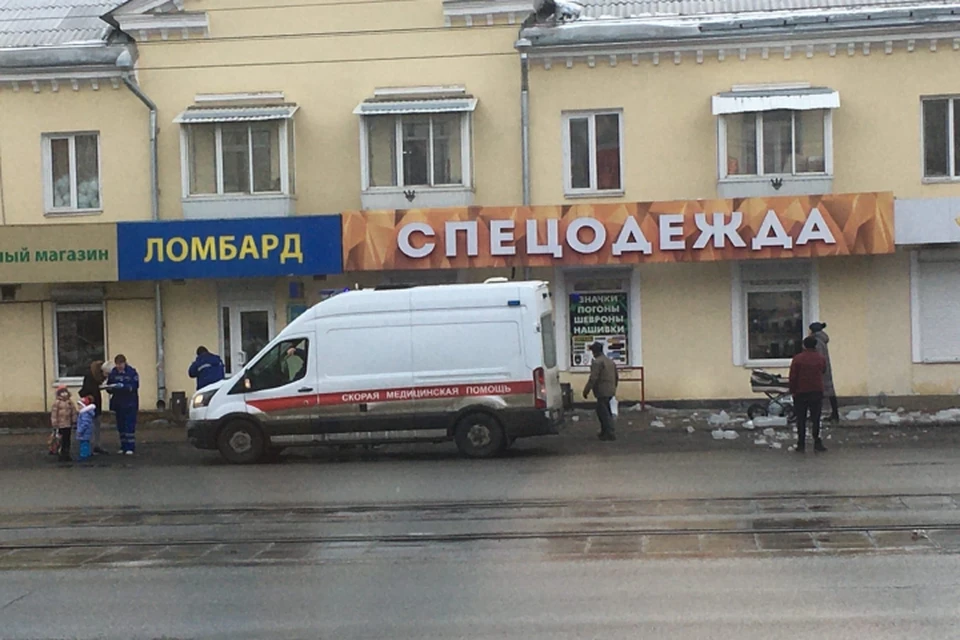 Детей решили не увозить в больницу. Фото: Инцидент.Екатеринбург, vk.com