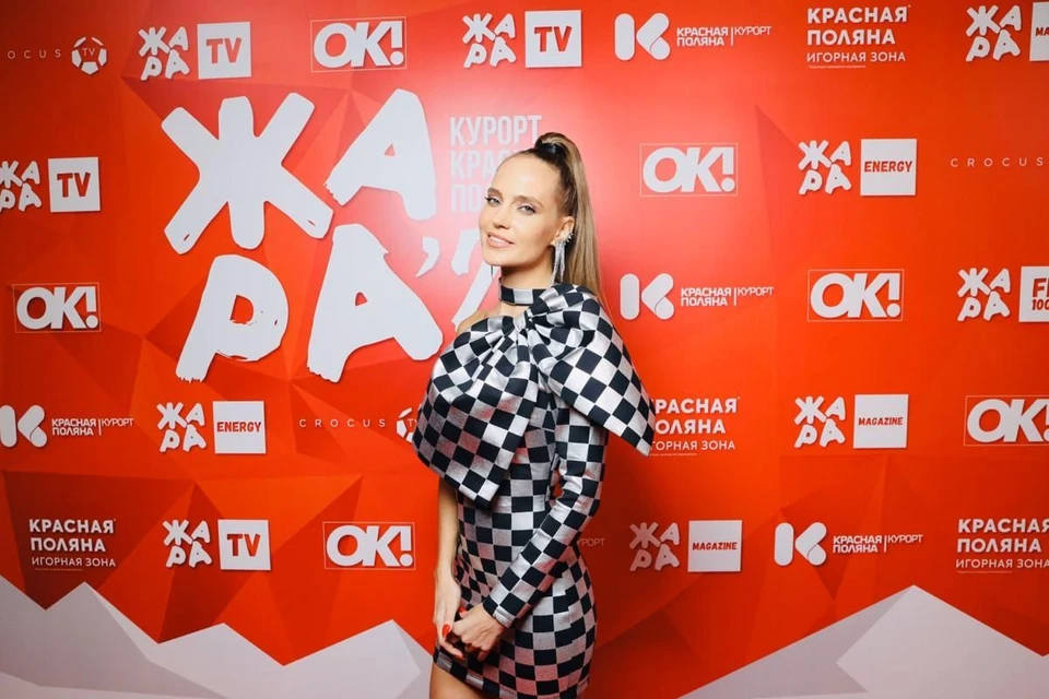 Певица Глюкоzа на фестивале "Жара" в Сочи. Фото: Жара ТВ.