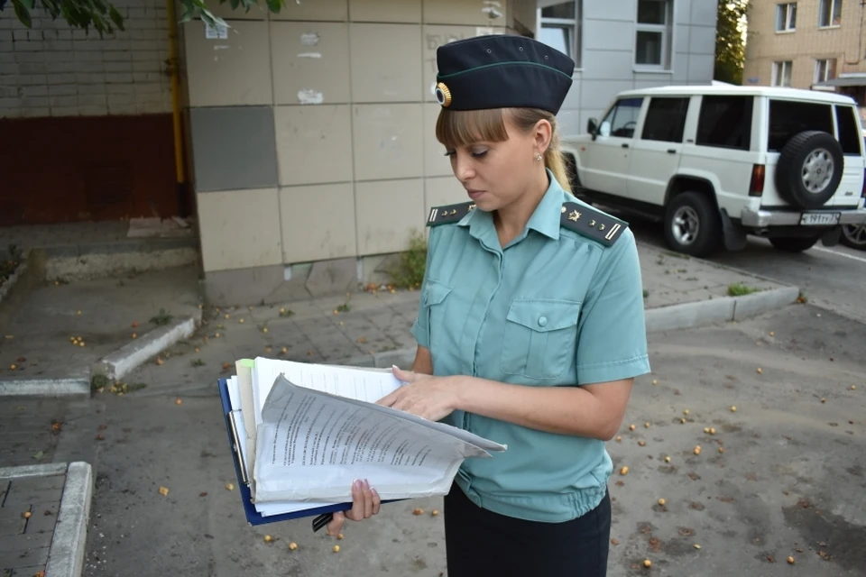 Белгородские судебные приставы помогли женщине вселиться в дом.