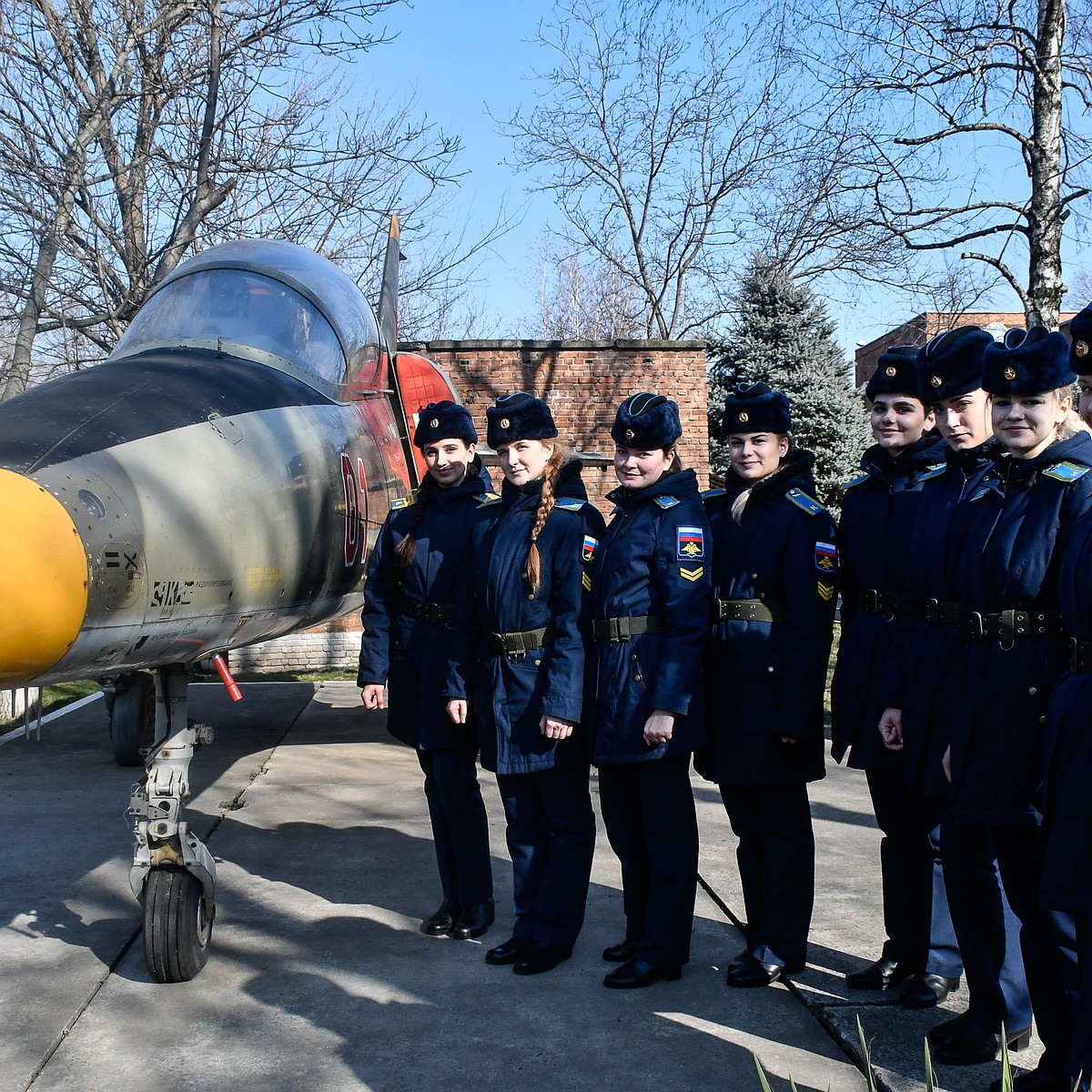 Первые полеты курсанток Краснодарского военного авиаучилища пройдут 19  марта - KP.RU