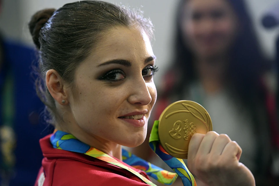 Мустафина дважды выигрывала Олимпийские игры и является трехкратной чемпионкой мира
