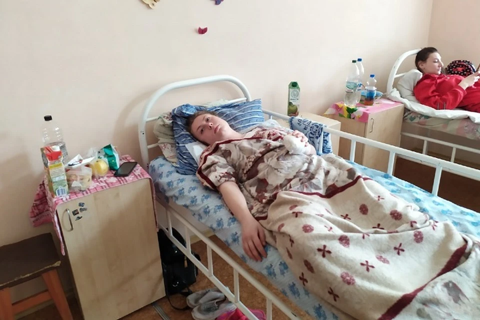 Ксюша получила ранение во время вчерашнего обстрела Александровки со стороны украинских военных