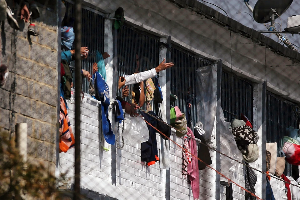 До сих пор в колумбийских тюрьмах обстановка далека от идеальной