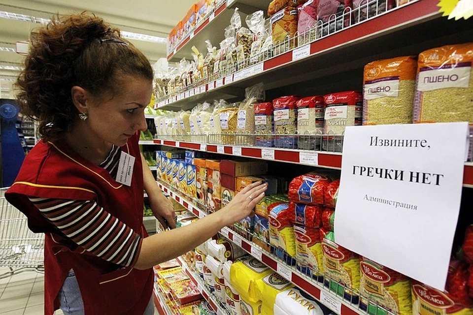 Продажи гречки за неделю с 9 по 15 марта увеличились на 66%, риса - на 64%, а сахара - на 56%