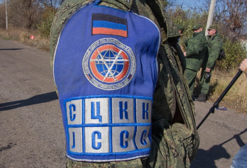 Под Докучаевском украинский снайпер ранил наблюдателя представительства ДНР в СЦКК