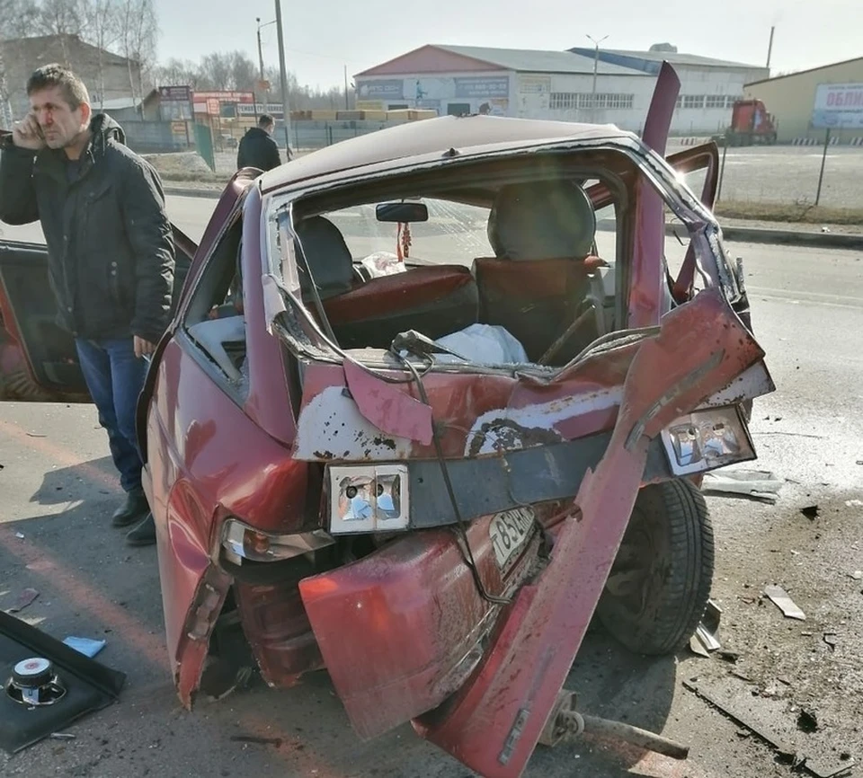 В массовом ДТП под Лакинском чудом остался жив водитель "двенадцатой"