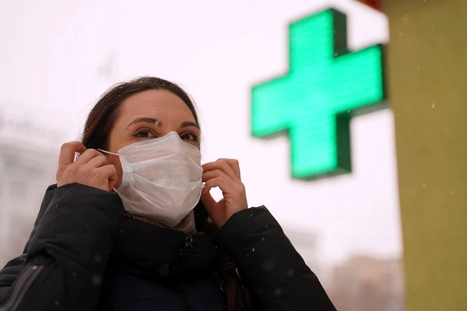 В Твери в аптеках маски найти трудно.