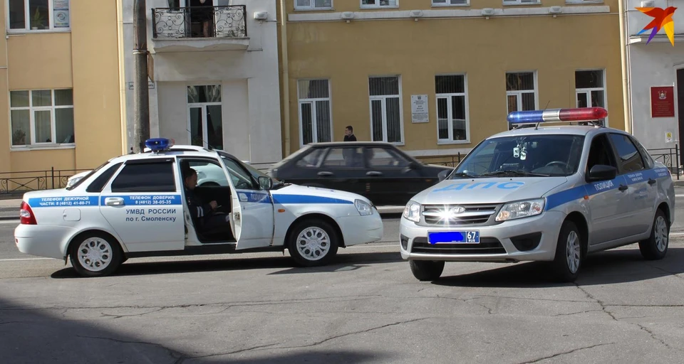 Полицейские патрули просят смолян оставаться дома. Фото: из архива издания.