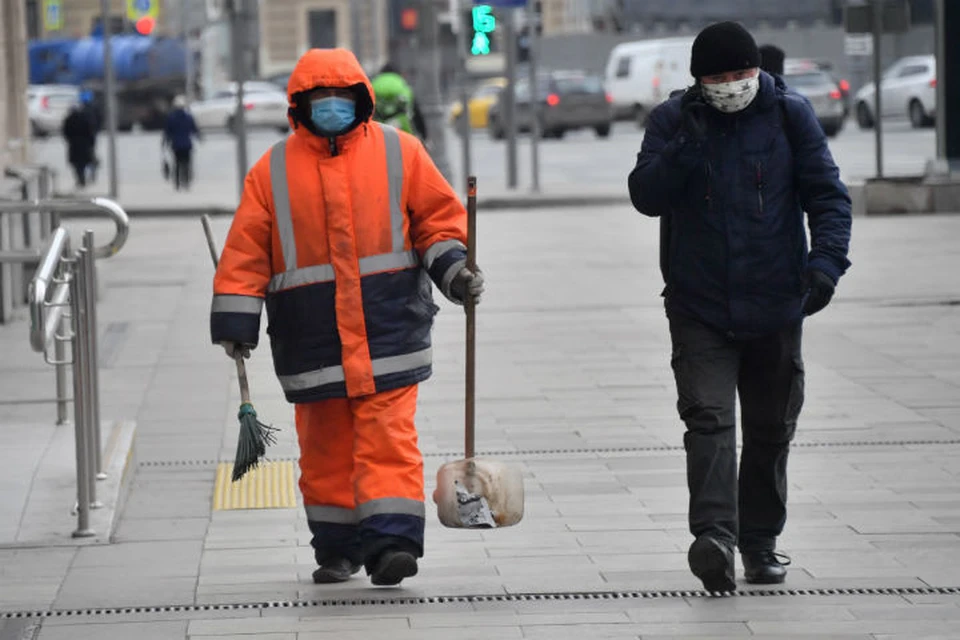 Жителей Ивановской области обязали везде носить медицинские маски