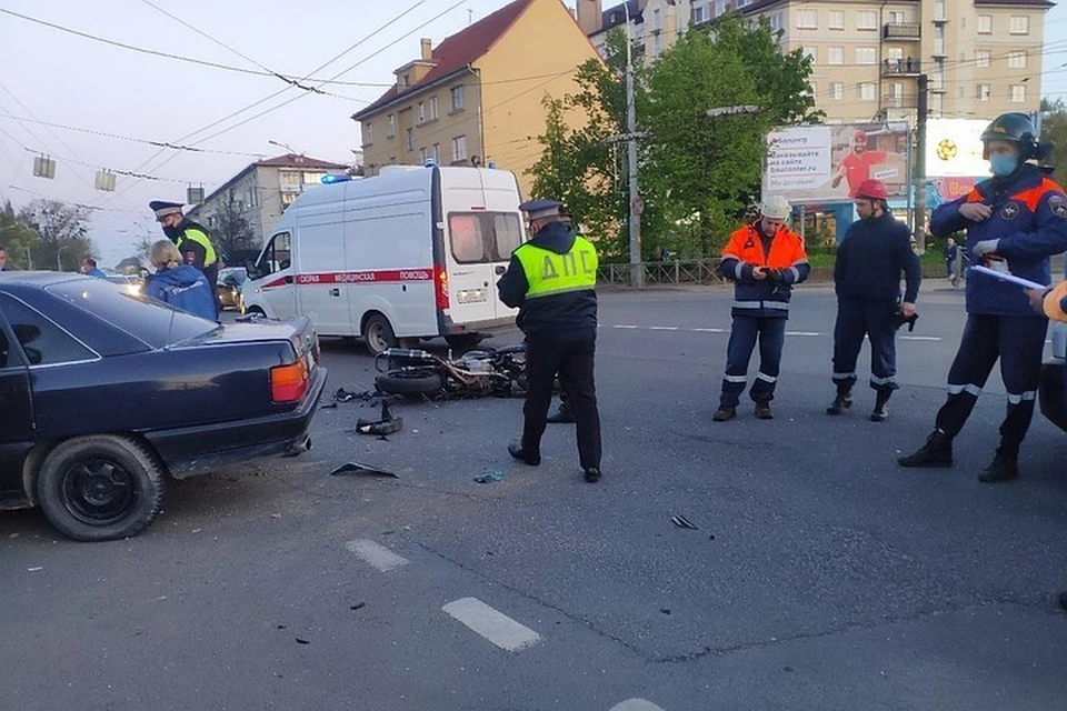 Это фото Сергей Миллер сделал сразу после страшной аварии.