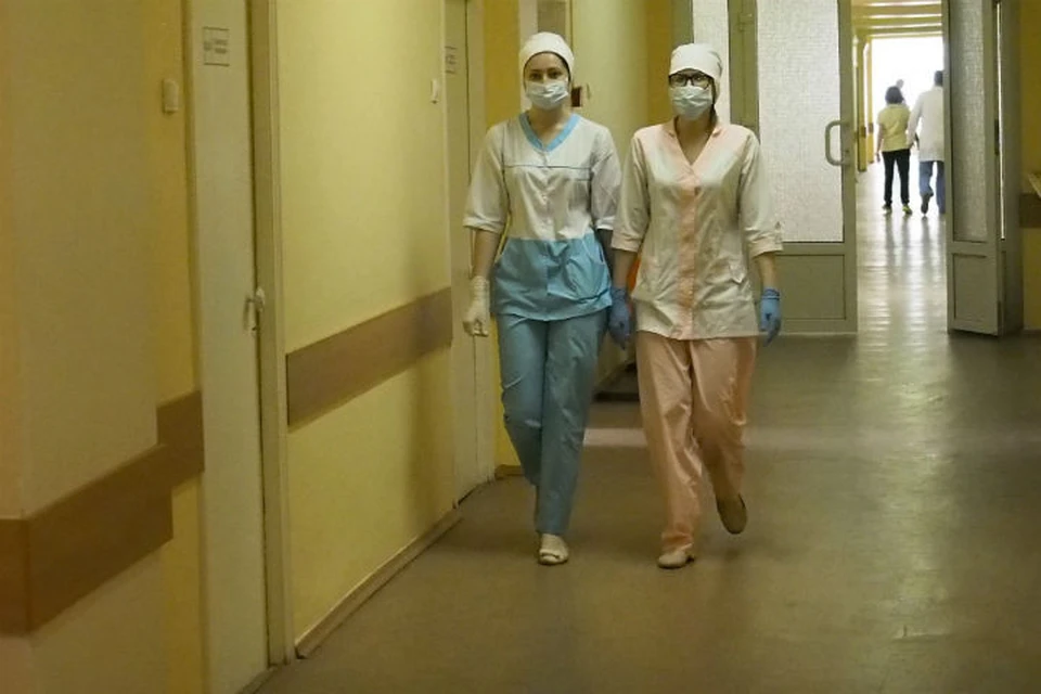 Как узнать про выплаты врачам, которые работают с коронавирусными пациентами в Иркутской области