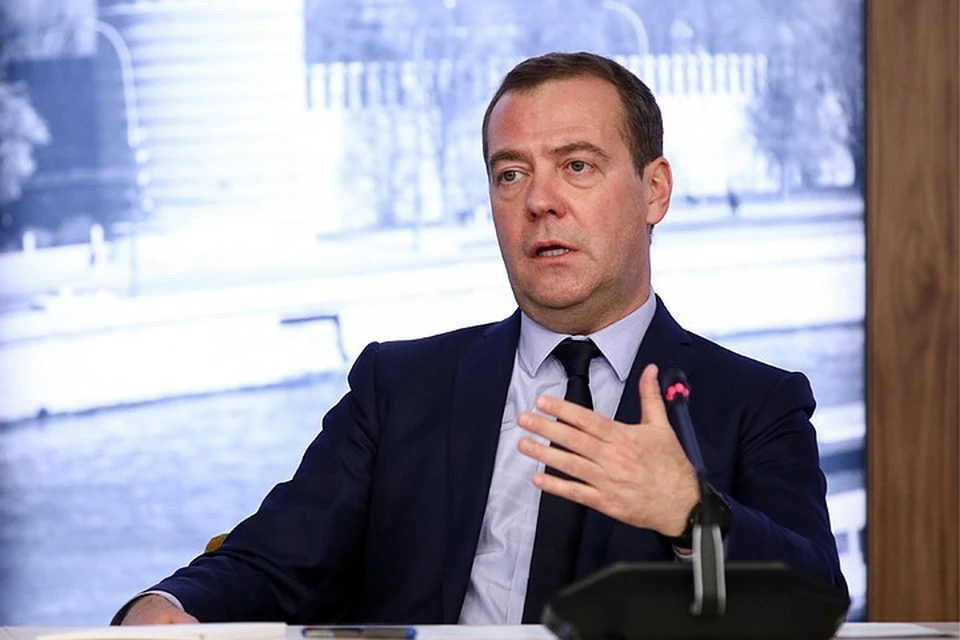 Как отметил Медведев, мы пока не до конца понимаем объем утрат, который нанесла пандемия. Фото: Сергей Бобылев/ТАСС