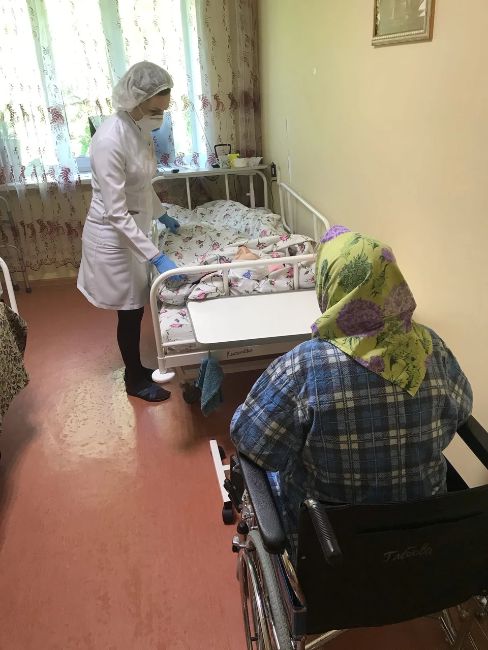 В Калужской области соцработники получат стимулирующие выплаты